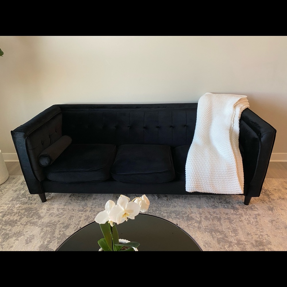 Sofa - Picture 2 of 3